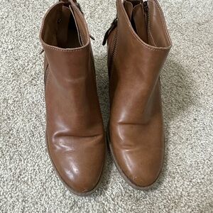 Dolce Vita Brown Ankle Boots with Zipper and Block Heel